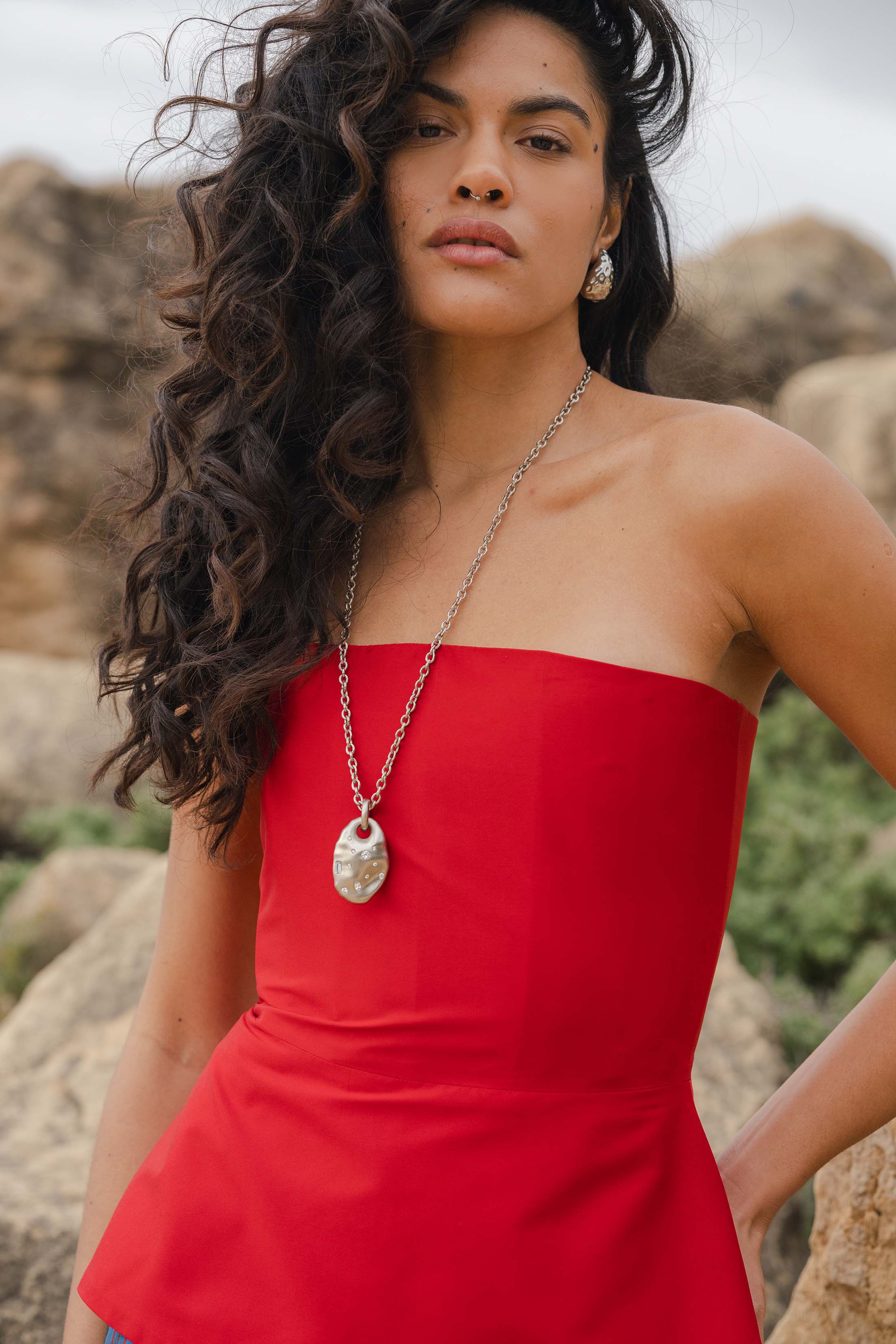 OSIRIS NECKLACE SILVER MATT