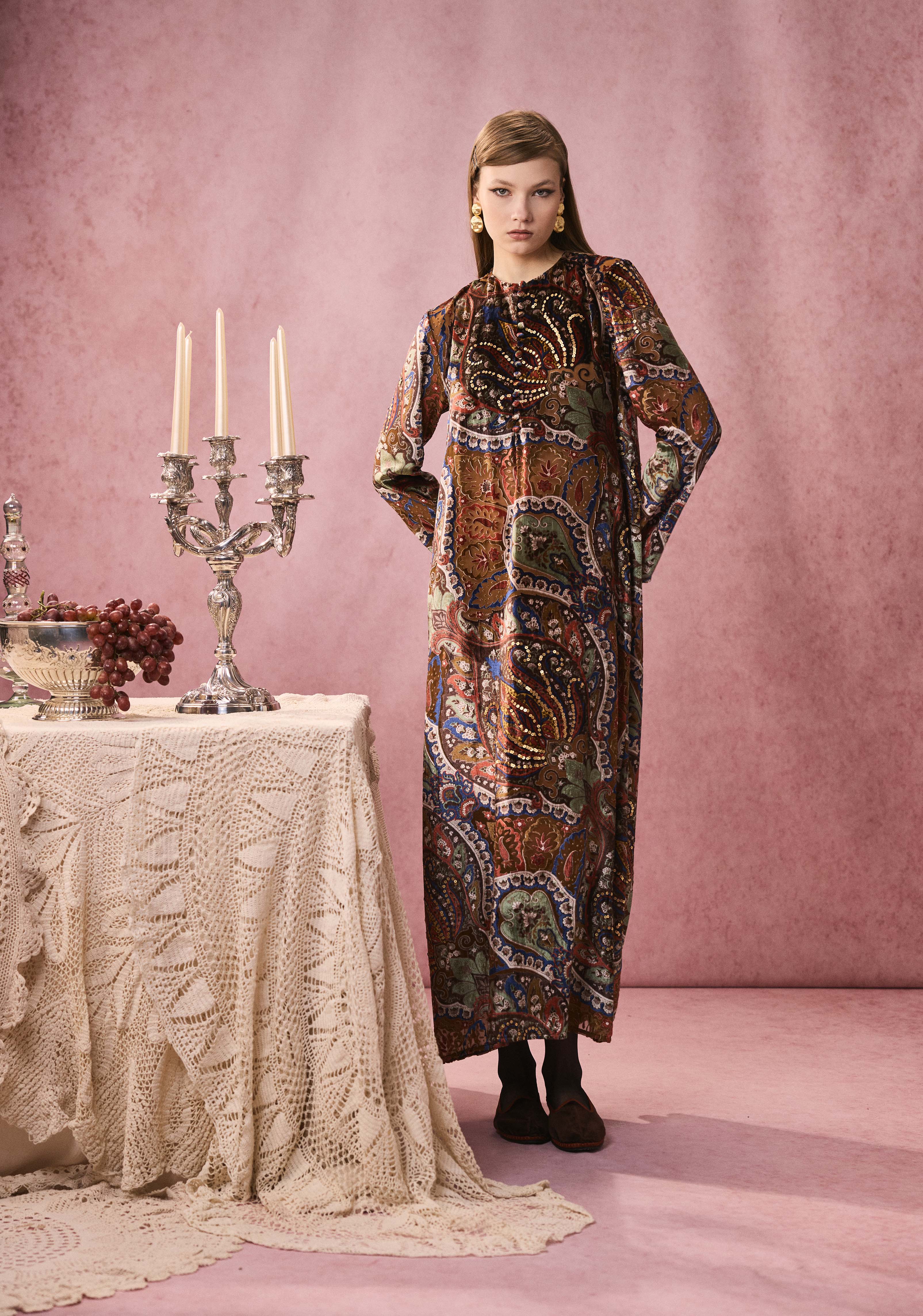 LUEUR DRESS PAISLEY VELVET BROWN