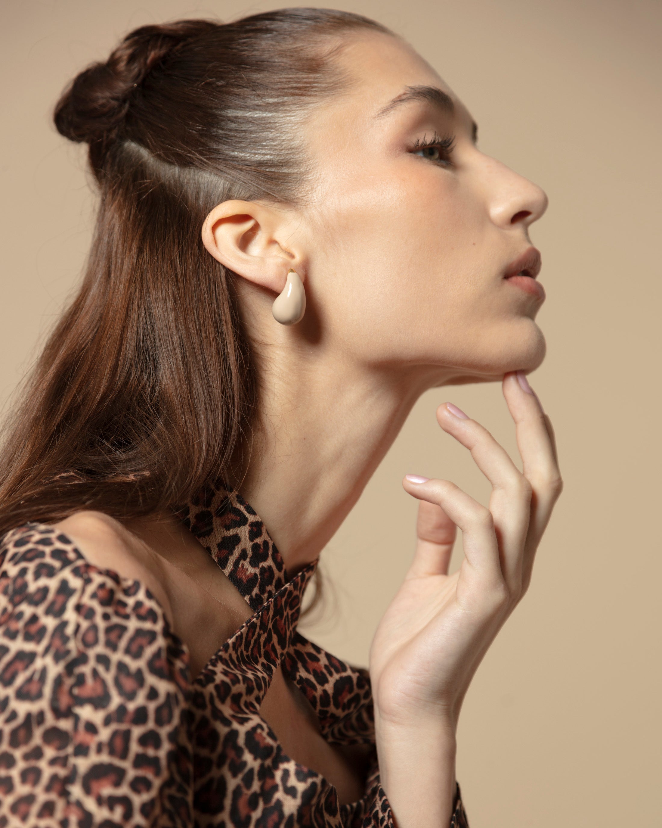 TEARDROP EARRINGS NUDE