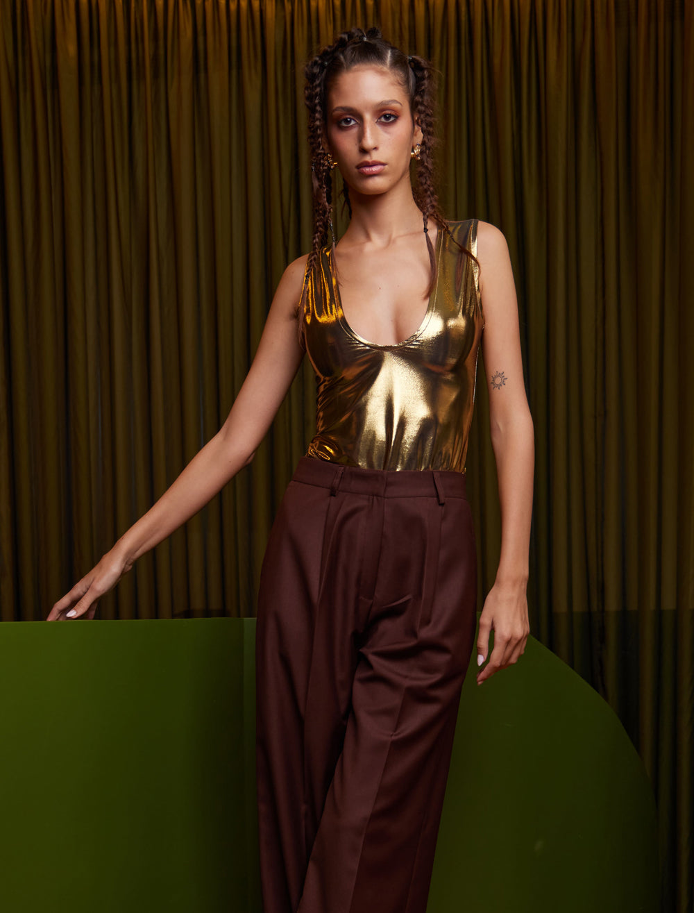 CECIL BODY GOLD