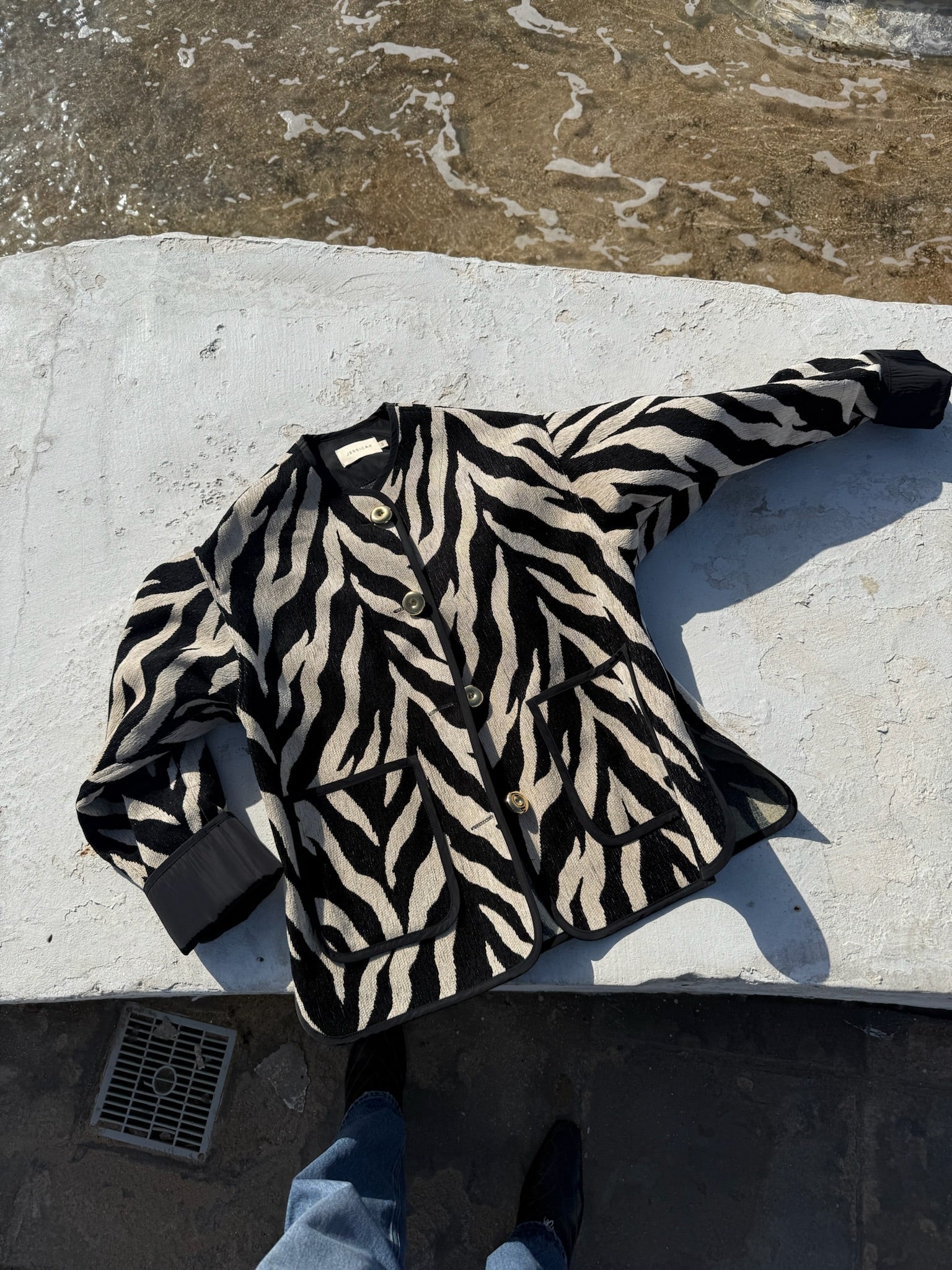 ROMAN JACKET JACQUARD ZEBRA BLACK/WHITE