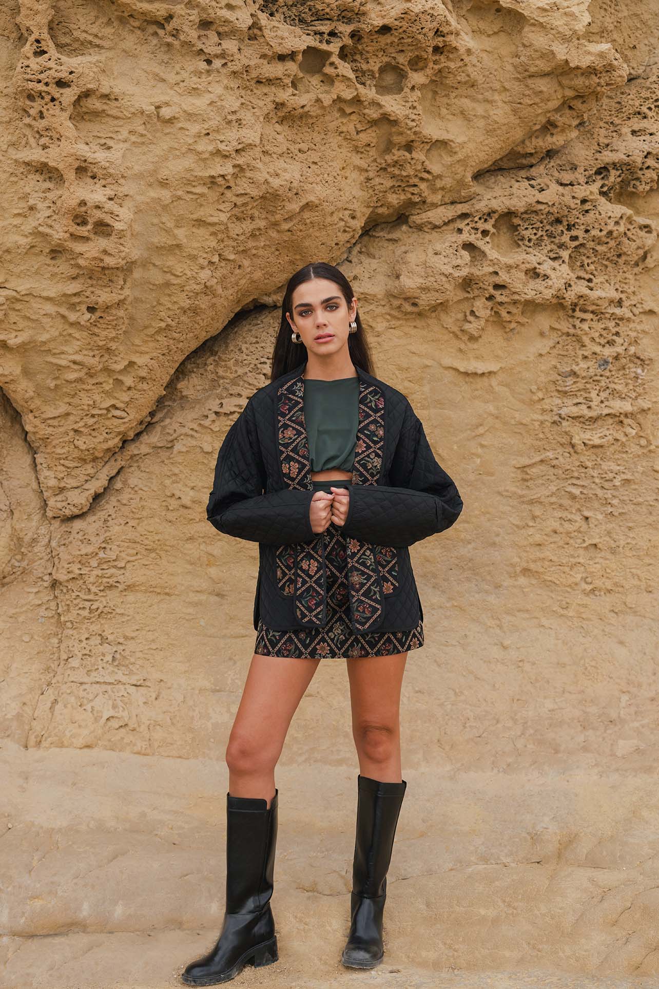 ROMAN JACKET QUILTED BLACK WITH JACQUARD FLEURI