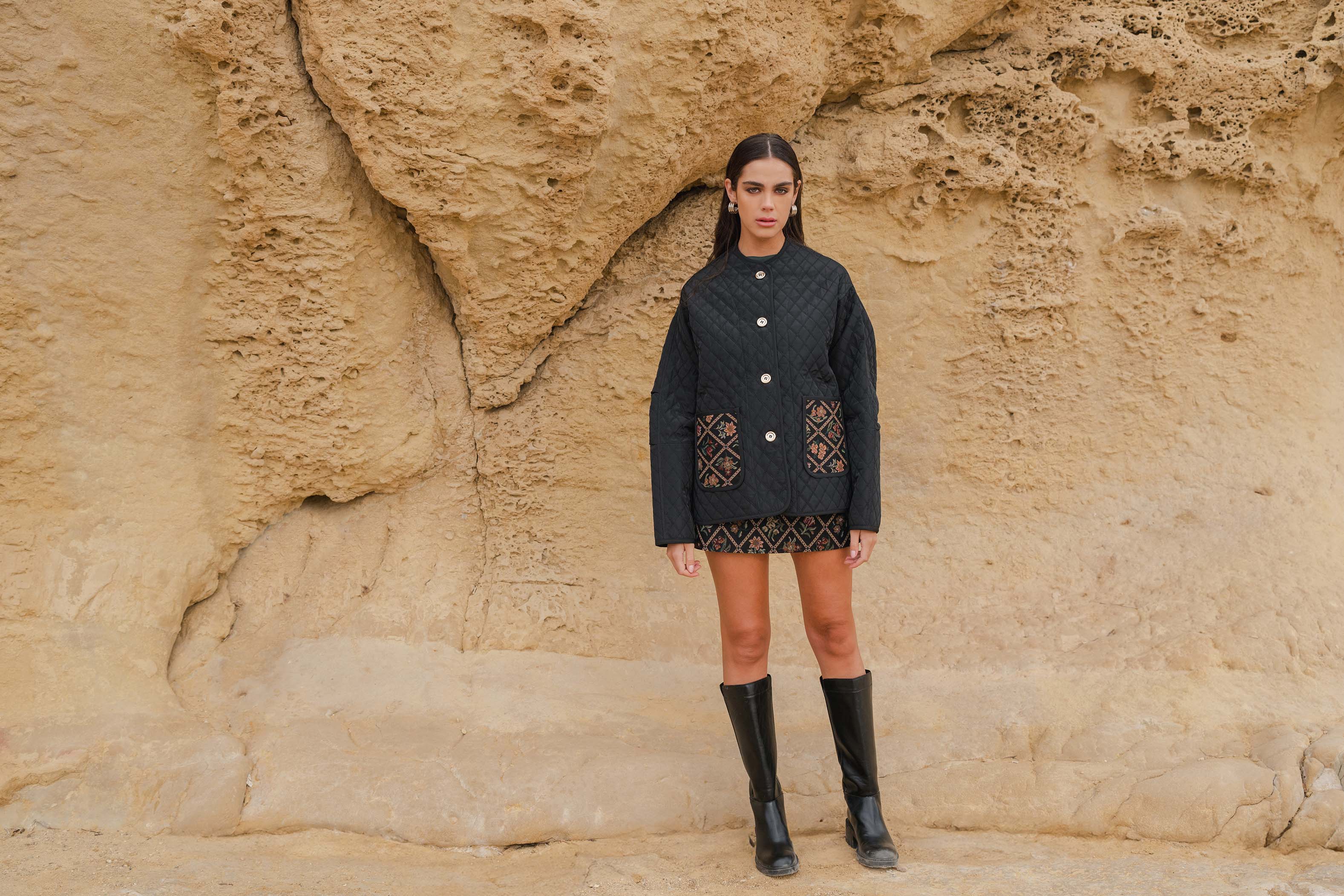 ROMAN JACKET QUILTED BLACK WITH JACQUARD FLEURI