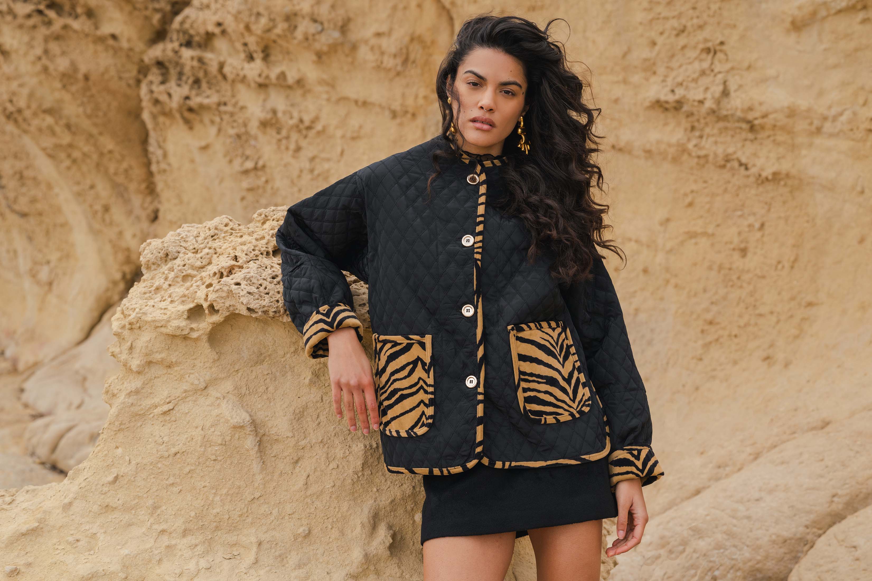 ROMAN JACKET QUILTED BLACK WITH ZEBRA CAMEL