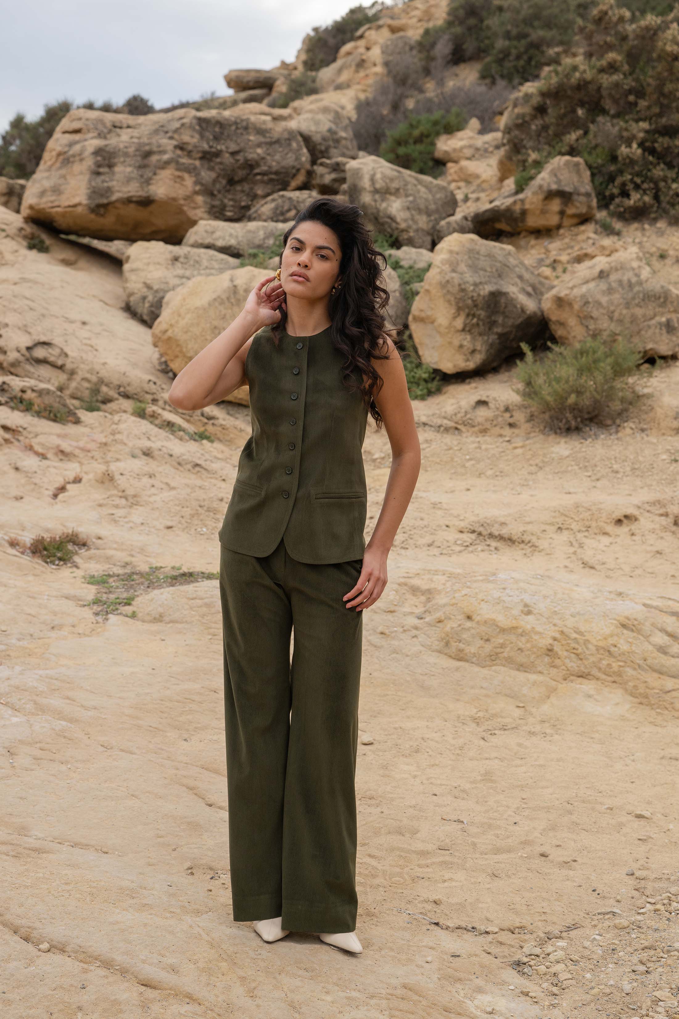 LIONA PANTS CORDUROY KAKI