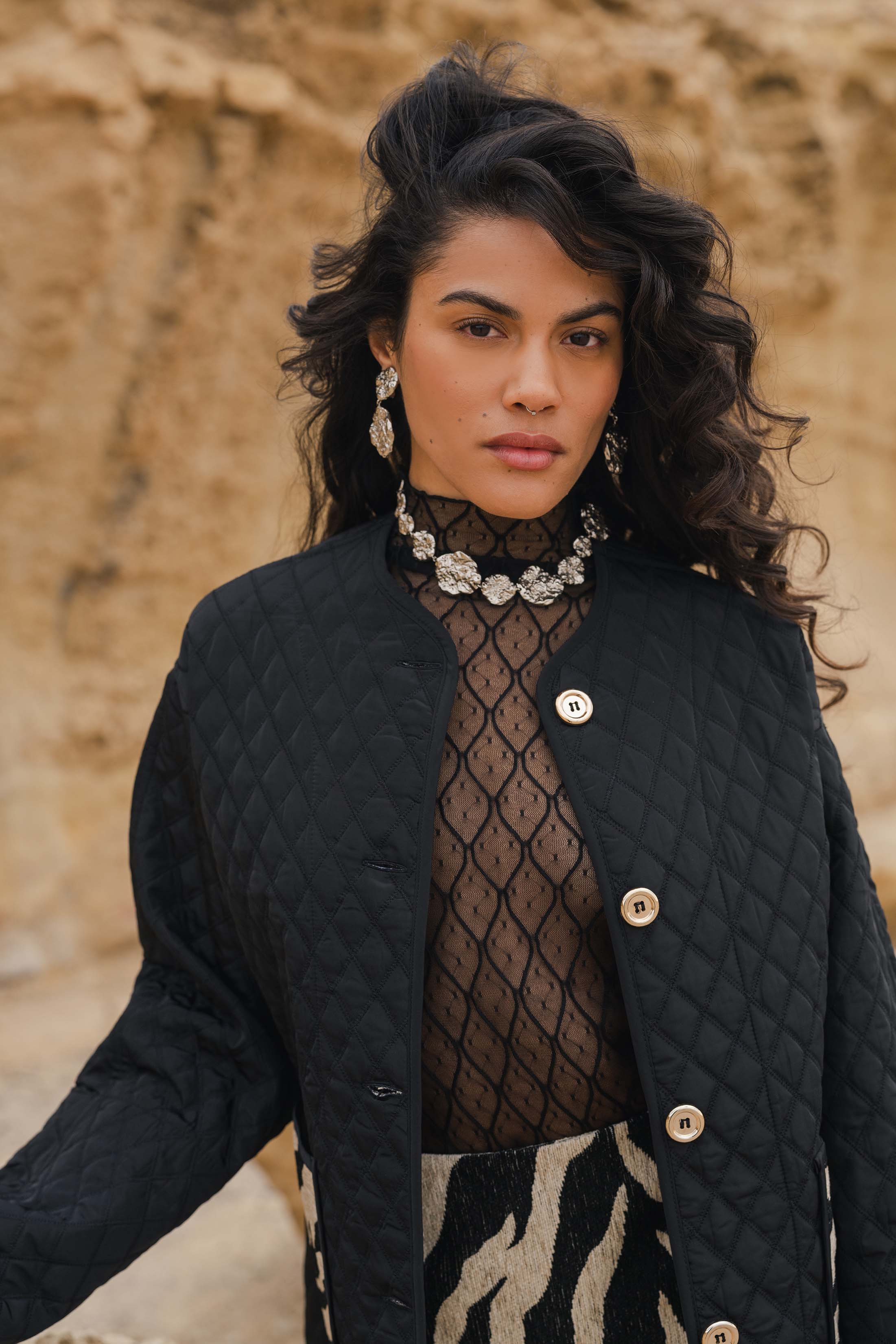 ROMAN JACKET QUILTED BLACK WITH ZEBRA