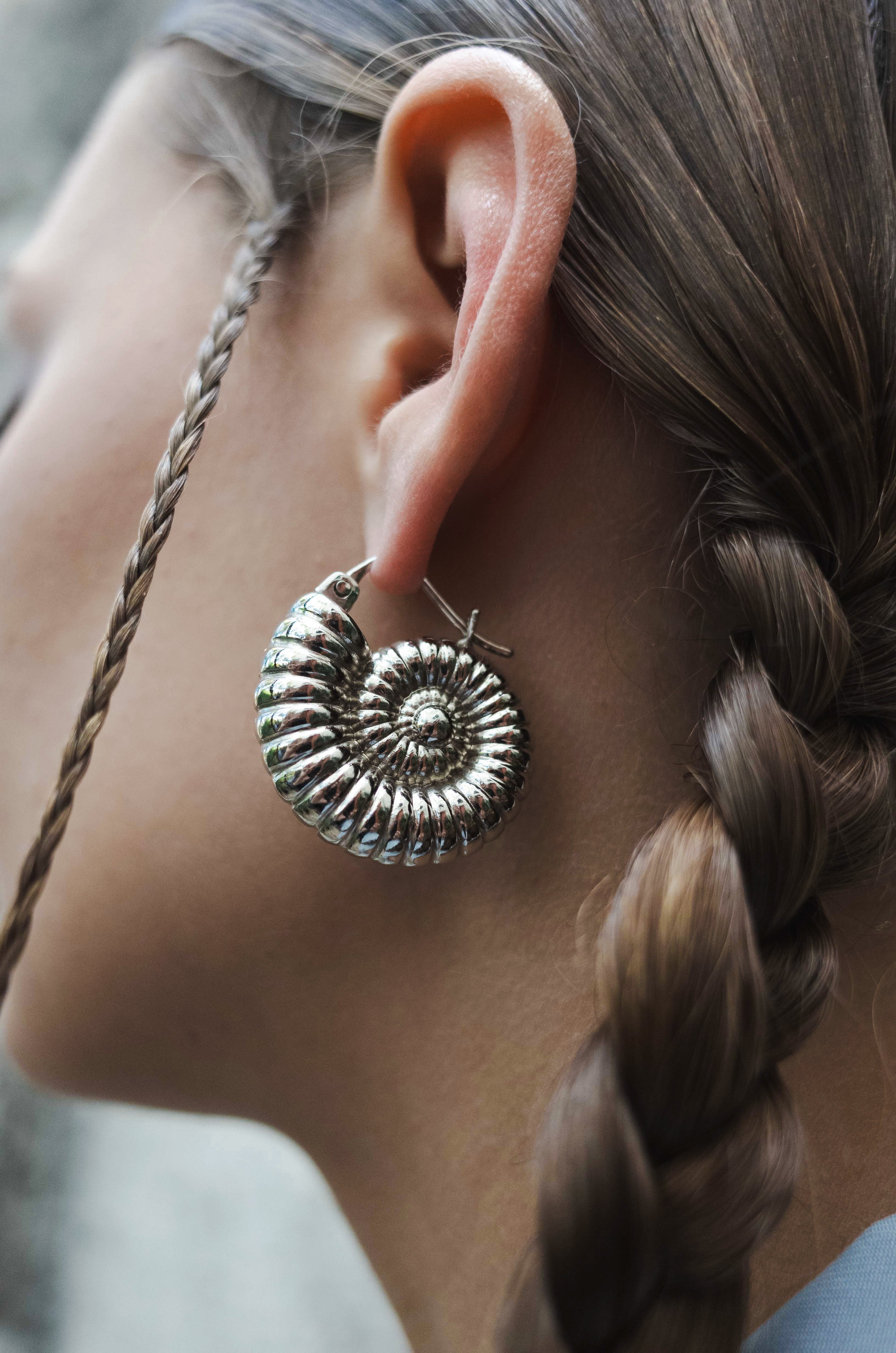 HARP SHELLS EARRINGS SILVER