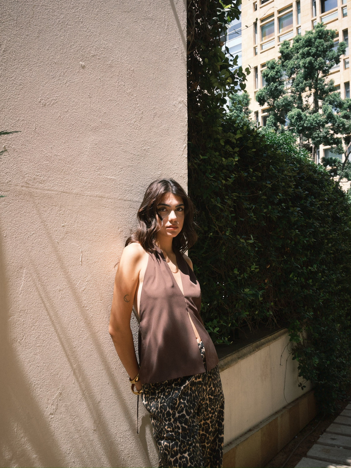 KELLY TOP  BROWN