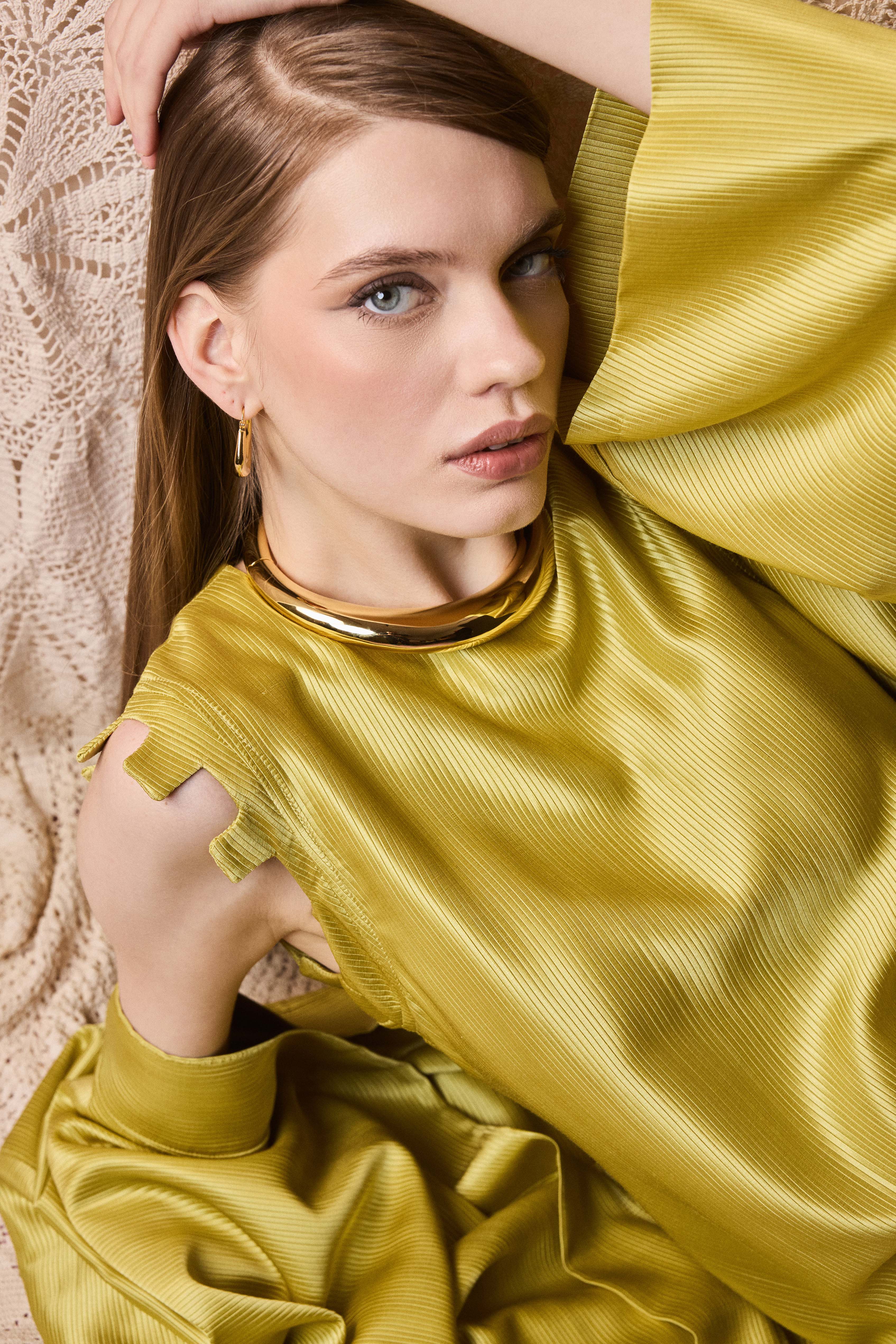 HALO CHOKER